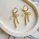 Gold-filled Bow Huggies